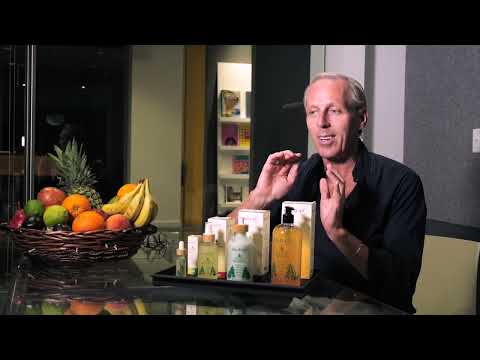 Load and play video in Gallery viewer, Tim Quinn DiscussesHalo42 Skincare Copaiba infused soothing face cleanser